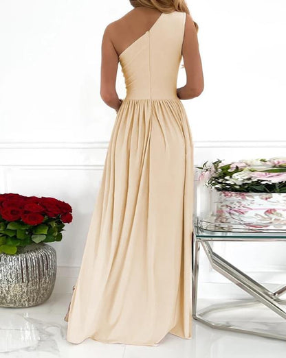 Robe Longue Asymétrique à Fente