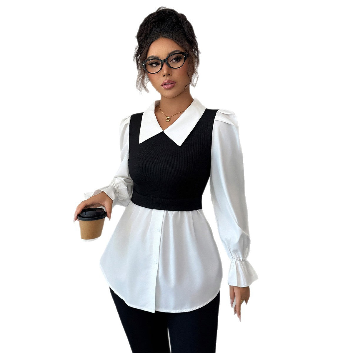 Blouse 2-en-1 noire et blanche à col large